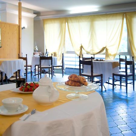 Hotel Dell' Olmo Ormea Extérieur photo